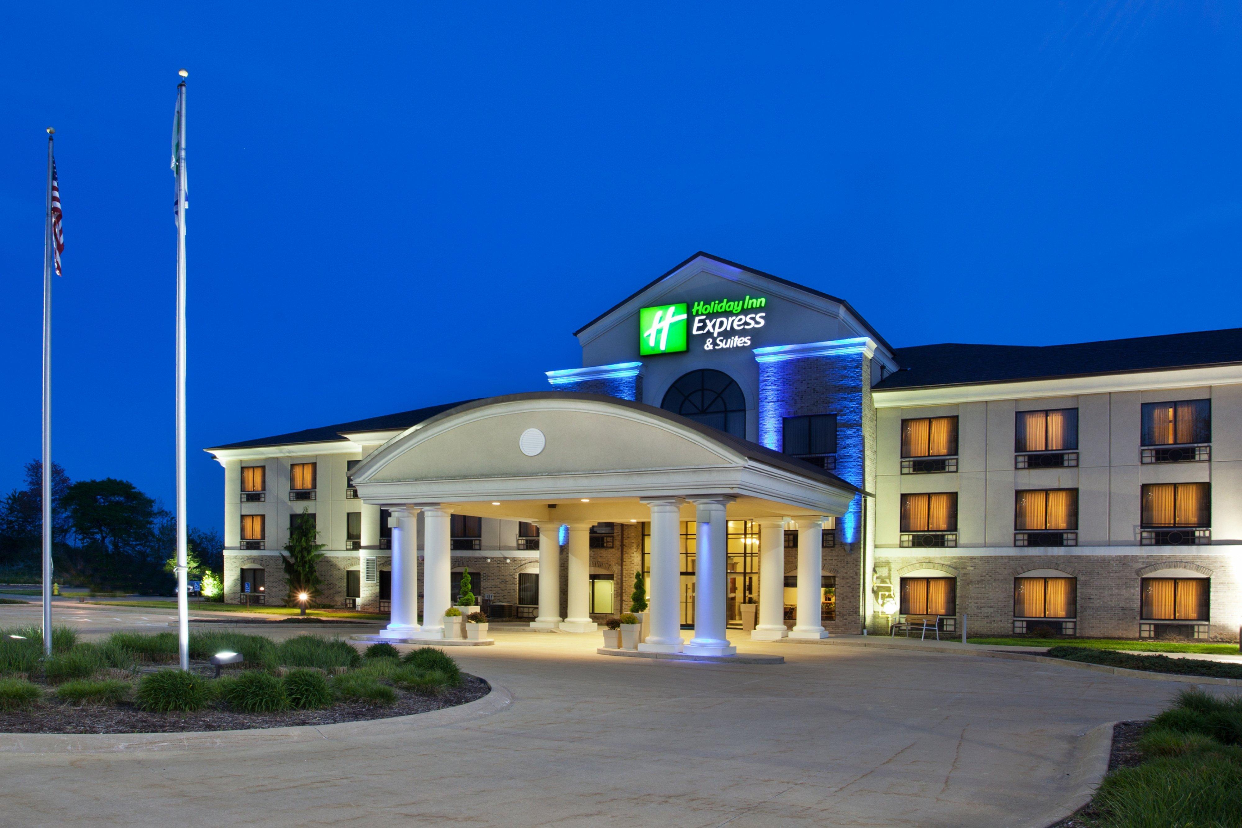 Holiday Inn Express & Suites Wadsworth, An Ihg Hotel Exterior foto